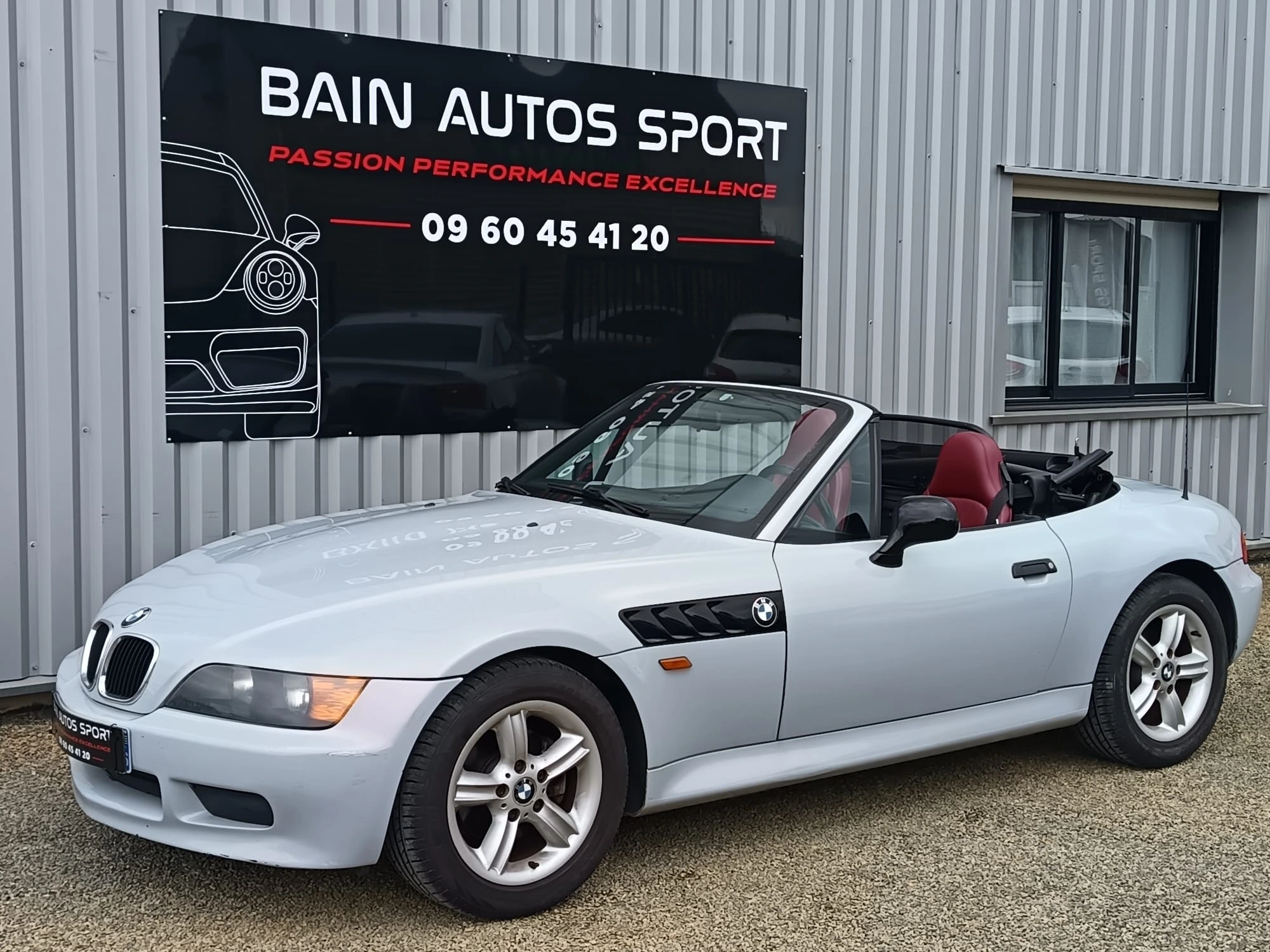 Spécialiste automobile Bain-de-Bretagne - BMW Z3 d'occasion révisée et garantie sélectionnée par notre showroom
