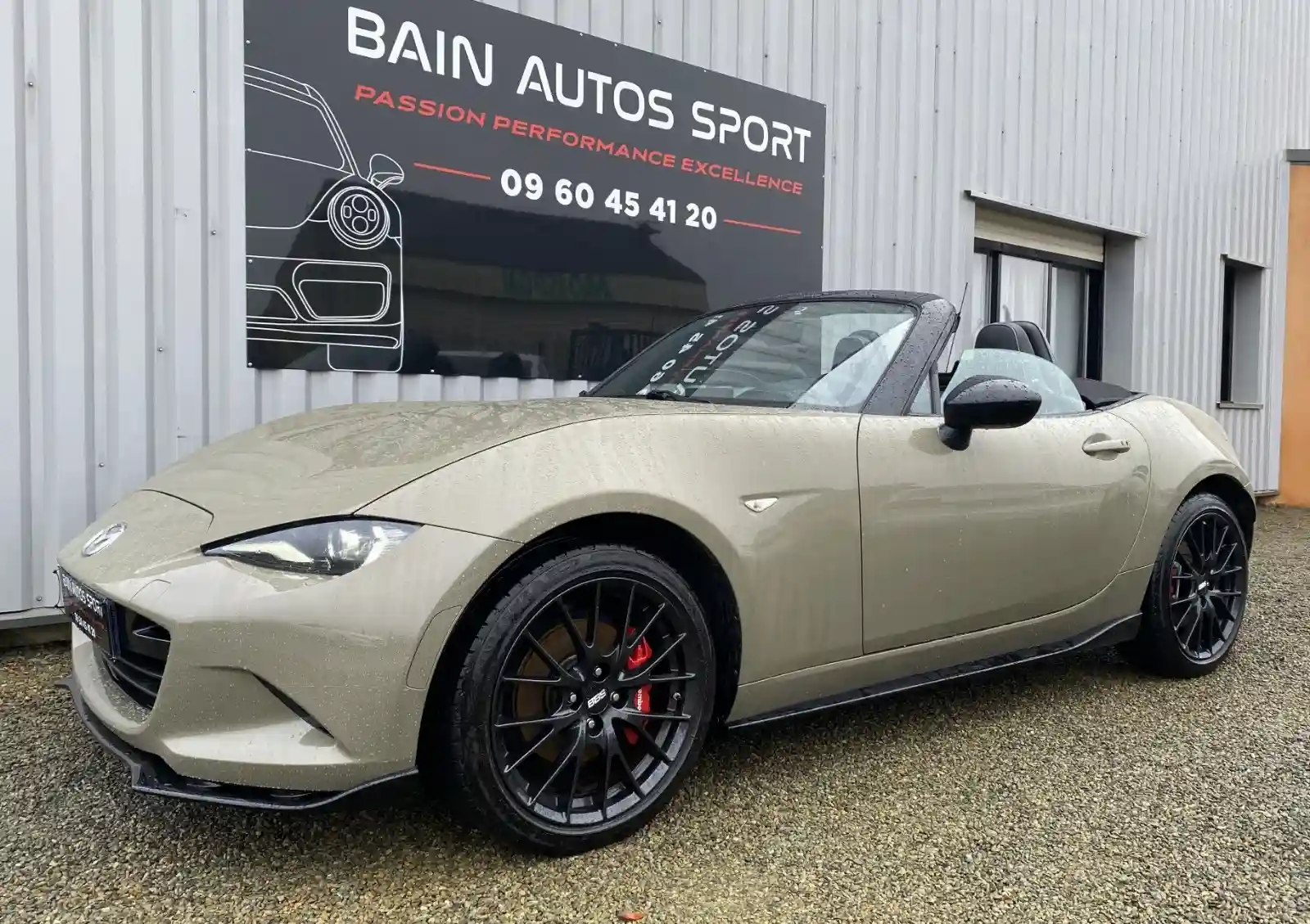 Vente de véhicules sportifs Bain-de-Bretagne - Mazda MX-5 Roadster d'occasion