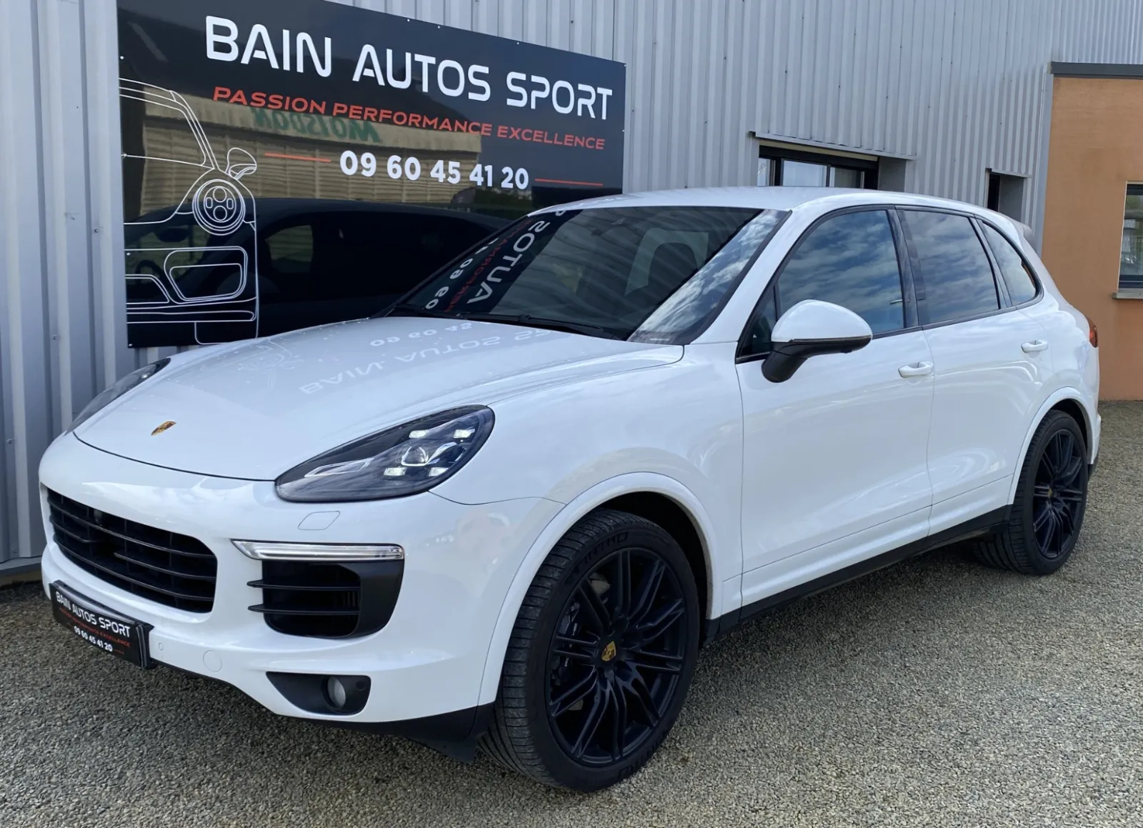 Porsche Cayenne Diesel Platinum Edition Tiptronic d'occasion, photo 1 sur 23